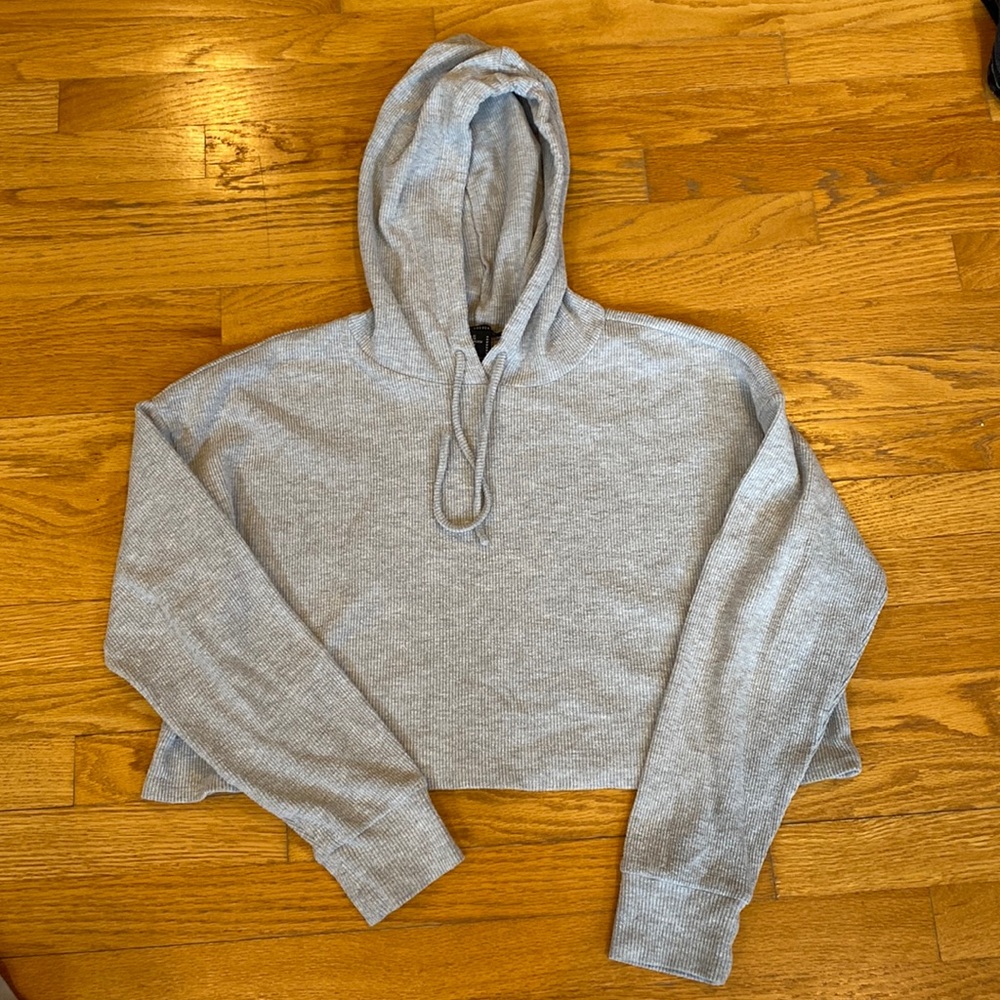 Ribbed Cropped Hoodie